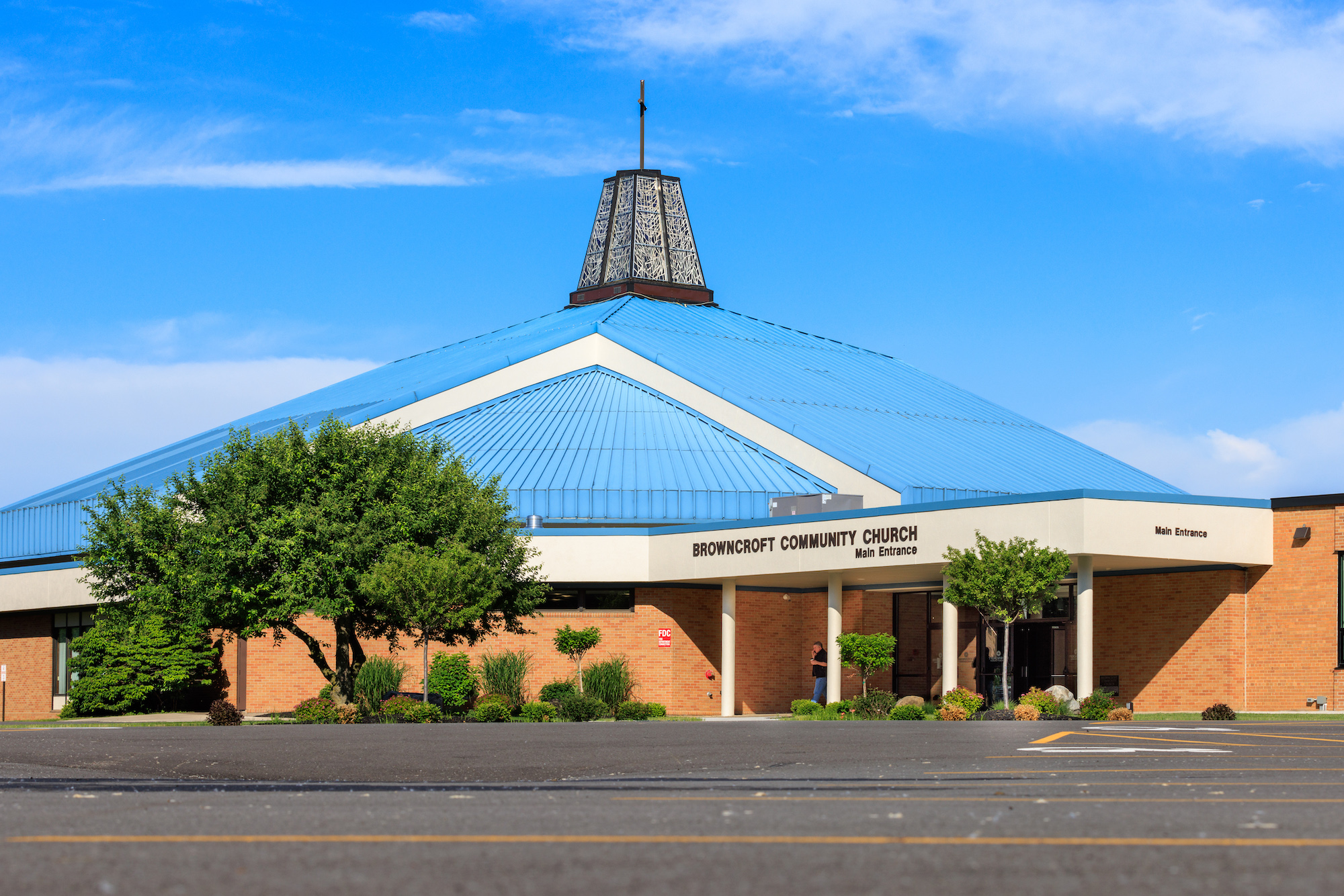 browncroft campus outside summer 2022
