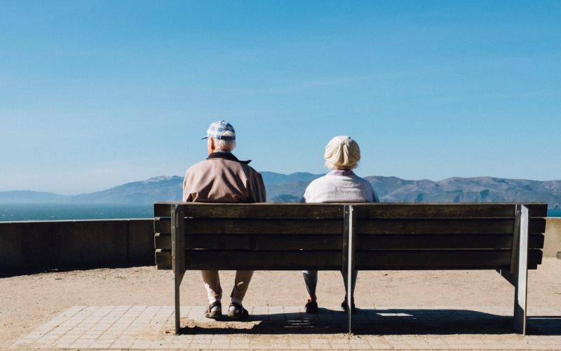 matthew-bennett-78hTqvjYMS4-unsplash senior connections